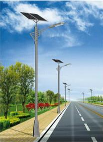 1742827545426759.jpg 富蕴太阳能路灯.jpg