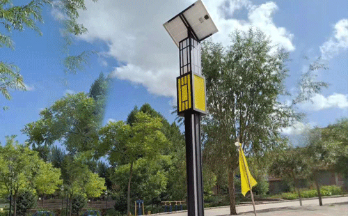 富蕴智慧路灯安装