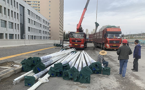 富蕴太阳能路灯灯杆垂直度矫正方法与维护 富蕴太阳能路灯灯杆垂直度矫正方法与维护