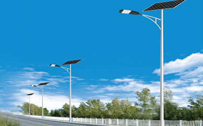 农村道路装富蕴太阳能路灯选多大瓦数实测 农村道路装富蕴太阳能路灯选多大瓦数实测