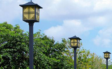 太阳能富蕴庭院灯怎么选亮度与续航更耐用 太阳能富蕴庭院灯怎么选亮度与续航更耐用